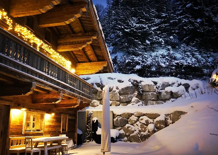 Chaletwk - Luxury Old Wood Mountain Chalet In A Sunny Secluded Location With Gym, Sauna & Whirlpool